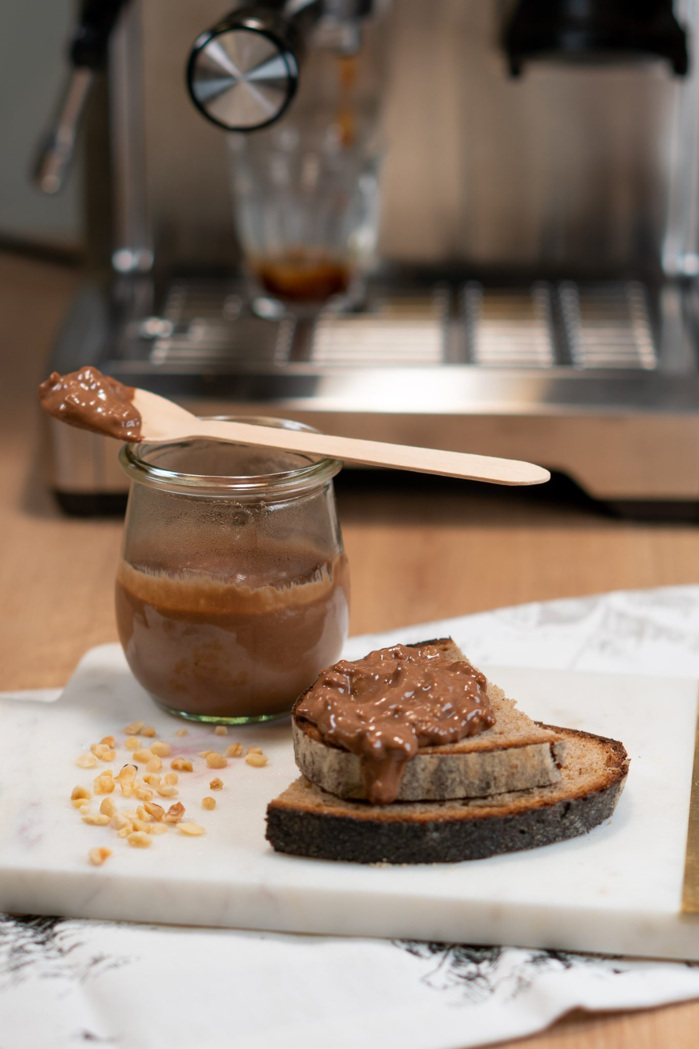 Haselnuss-Espresso-Aufstrich - Isabell Heßmann Haselnuss-Espresso-Aufstrich - Isabell Heßmann